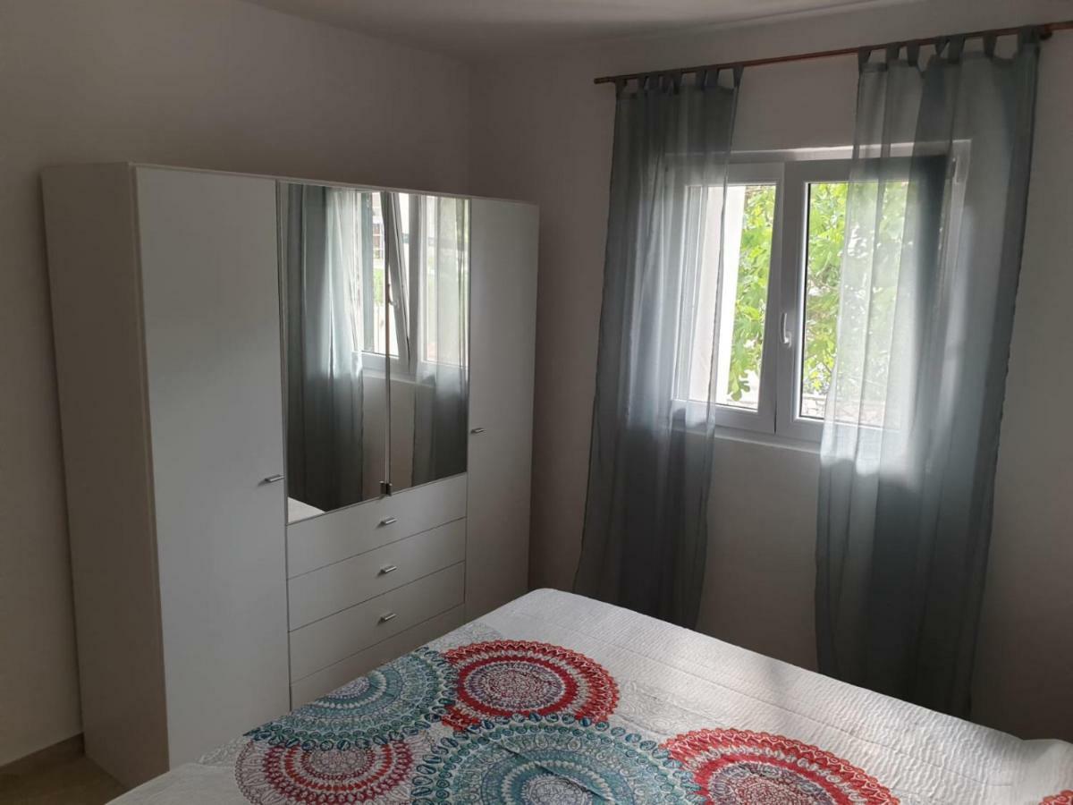 Paras Zečevo Exterior foto